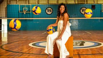 Em SP, no Esporte Clube Pinheiros, onde treinava, Marcia Fu reforça valores que aprendeu no esporte - Foto: Paulo Santos