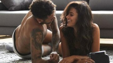 Bruna Marquezine e Neymar Jr. protagonizam cenas quentes em nova campanha - Giampaolo Sgura/Divulgação