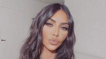 Kim Kardashian exibe North com Psalm no colo e encanta web - Instagram